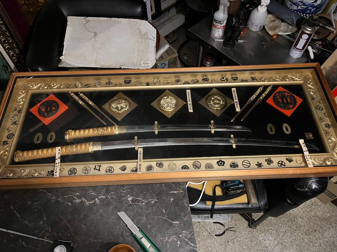 日本刀模造刀額飾り 、模造刀額飾り 武家三大家家紋付き 、徳川 、織田 、豊臣