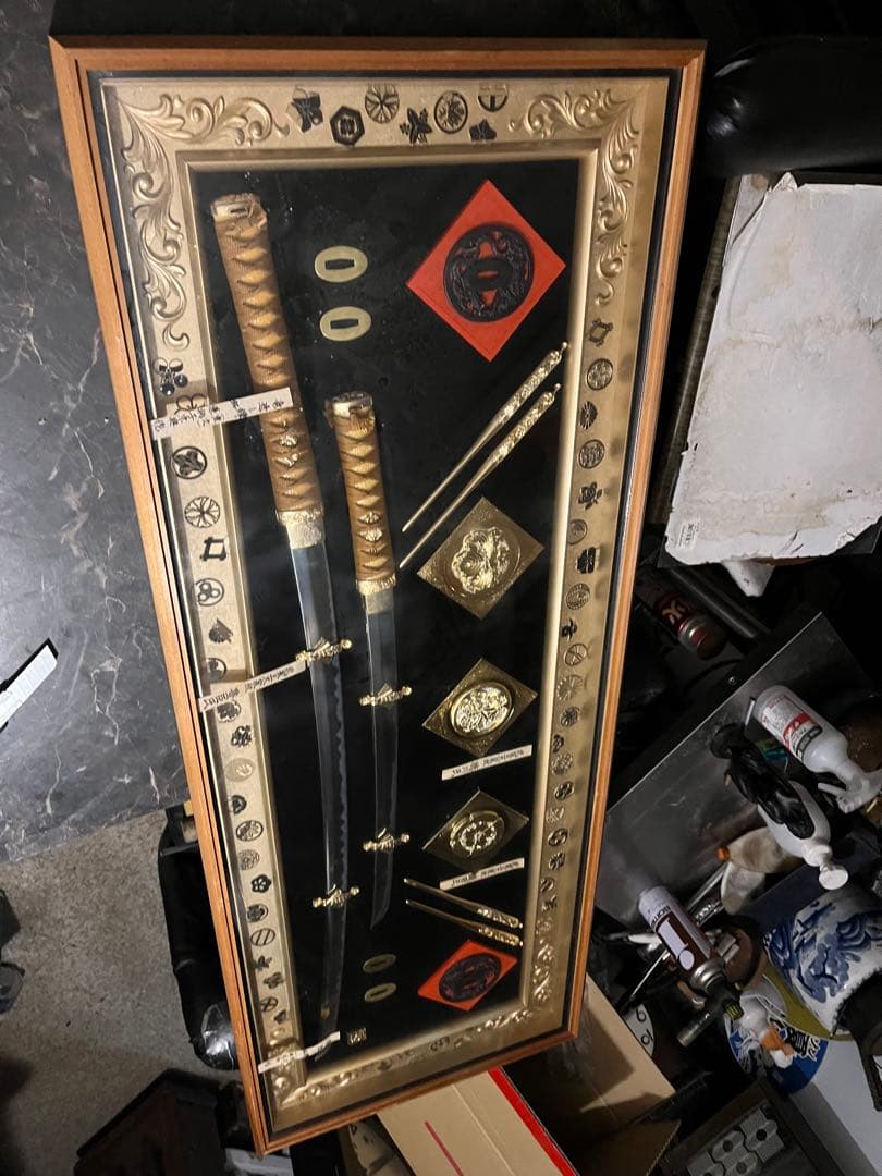 日本刀模造刀額飾り 、模造刀額飾り 武家三大家家紋付き 、徳川 、織田 、豊臣