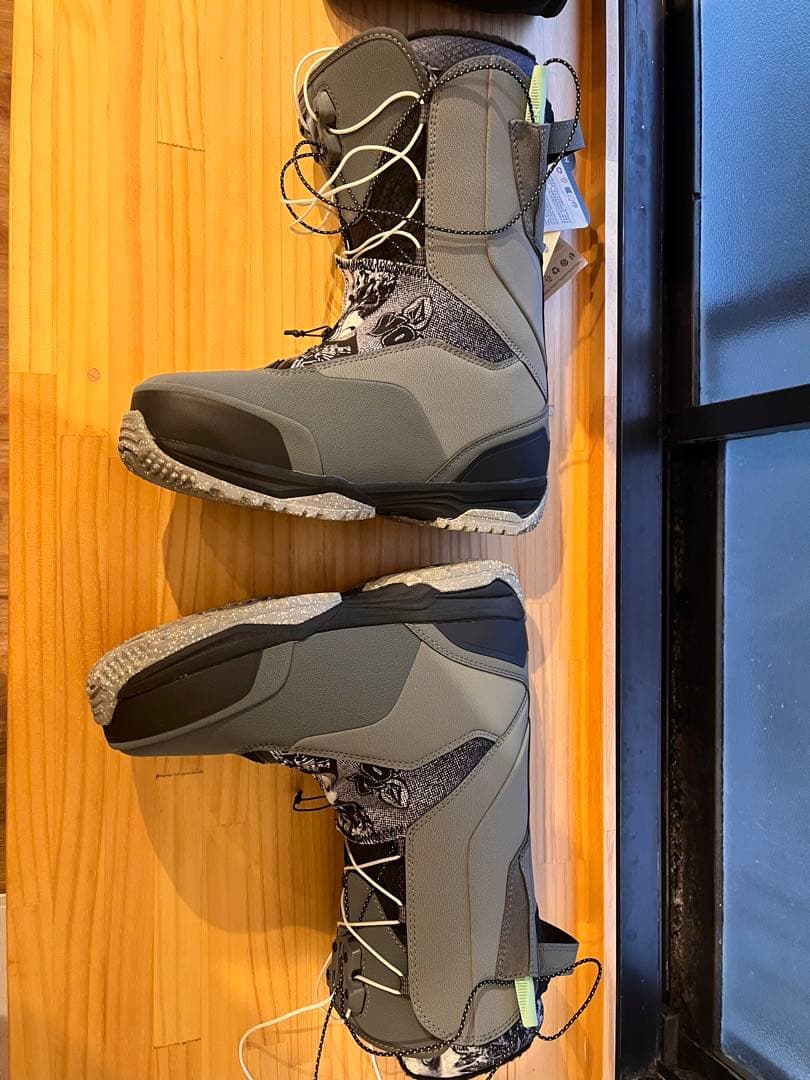 NITRO VENTURE PROスノーボードブーツ グレー 27.5CM