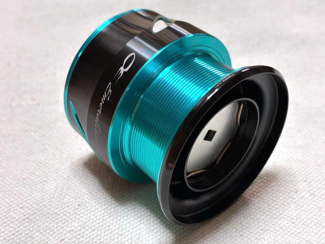 【極美品】Daiwaリール21EME AIR LT2500-DH【純正スプール】