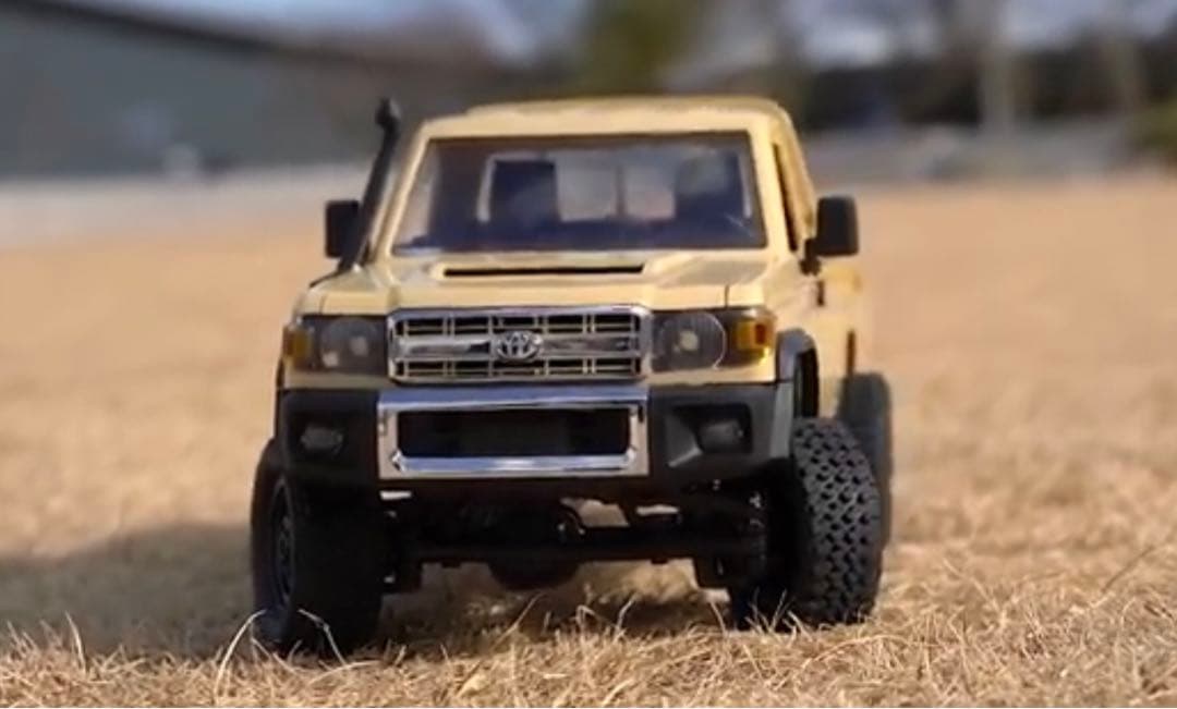 WPL　MN82　LC79 ランドクルーザーラジコンRTRセットサンドベージュ