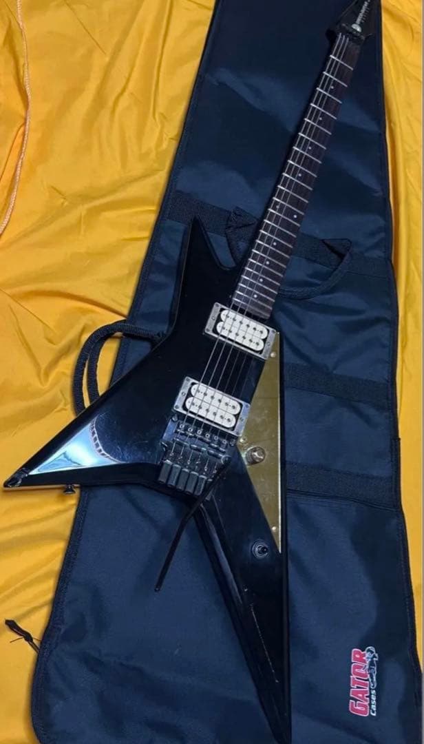 Greco GTZ-65 変形V ・DiMarzio Pickup × 2