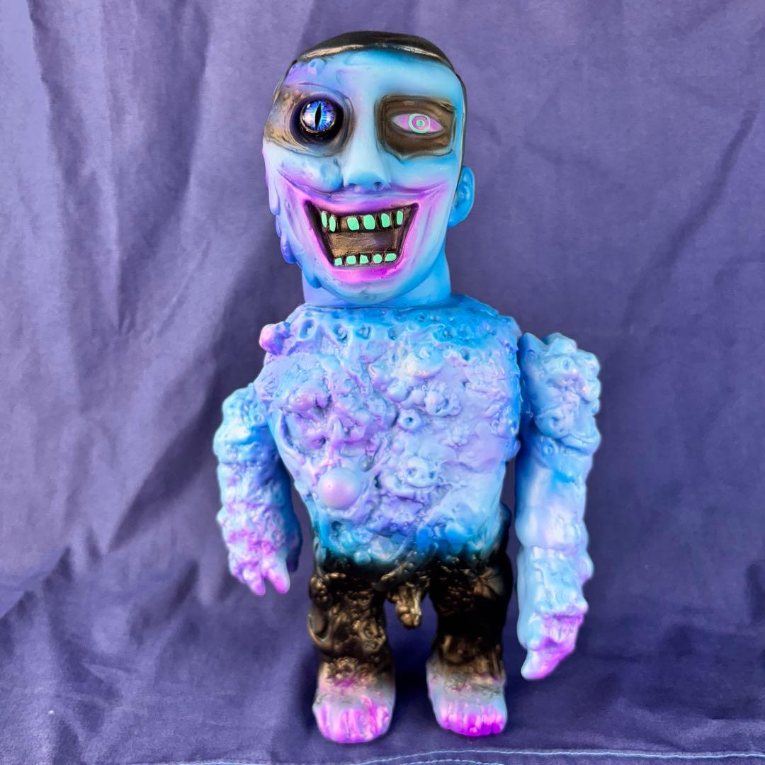 PUNK DRUNKERS ✕ Frank Mysterio コラボ ソフビ