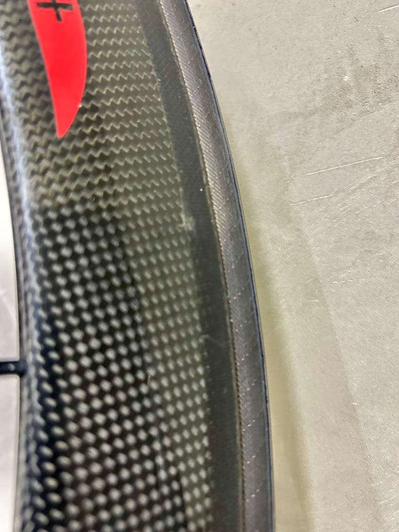 ◆鬼軽いカーボンホイール＋タイヤ重量0.93g！◆