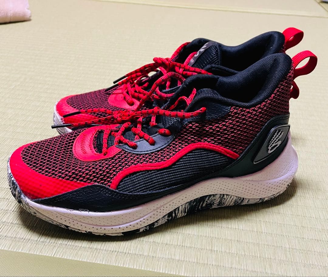 アンダーアーマー　バスケットシューズ　 CURRY Z3 24 赤　27.0