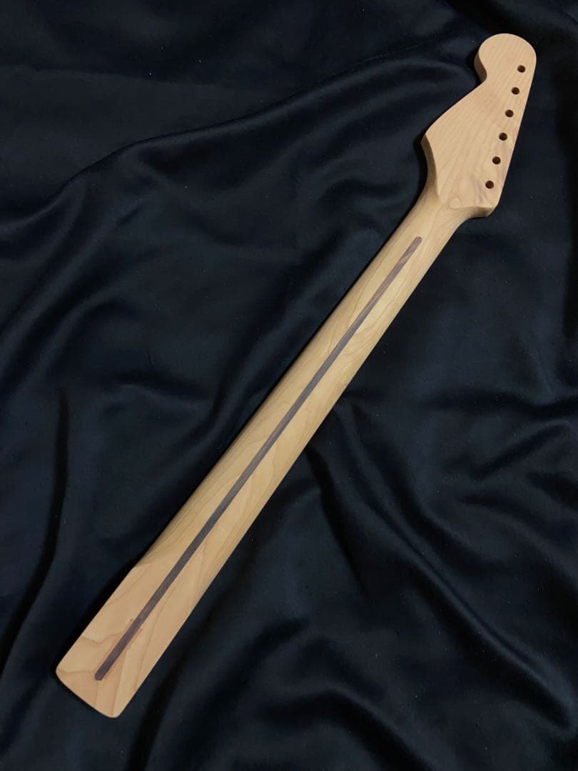 ストラトキャスタービンテージネック（No33）ネイチャーカラーニトロサテン塗装