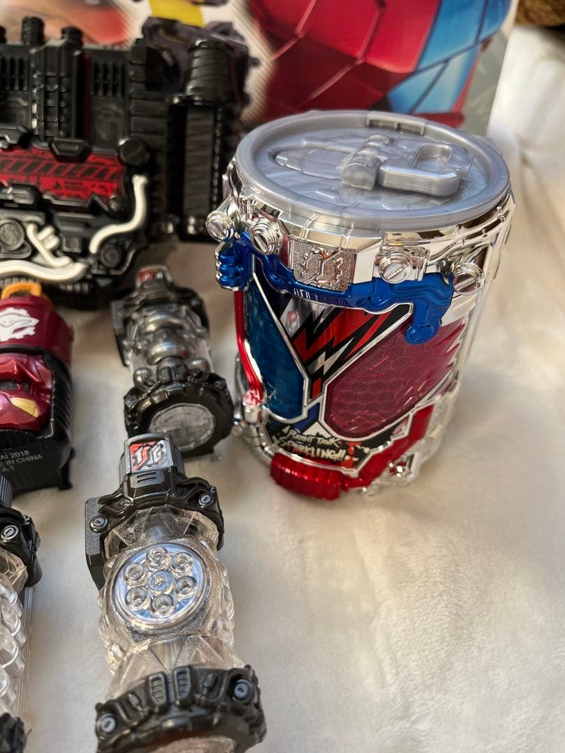 仮面ライダービルドセット　フィギュア付き　最後のページのスチームブレード付き中古