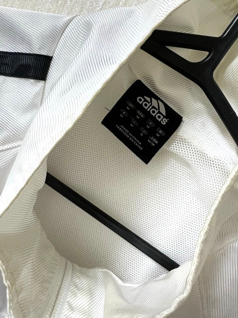 adidas 白　ジャージ　ホワイト　シャカシャカ　アディダス