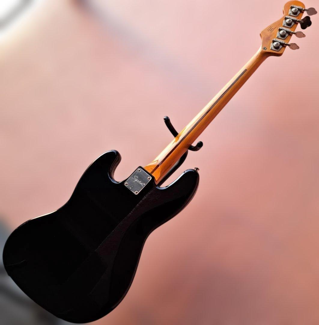 ■Squier Fender Classic Vibe 70 Jazz Bass