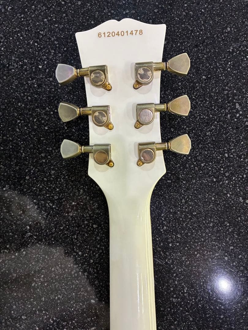 訳あり商品　ブリッツ　レスポールスタイル エレキギター ホワイト