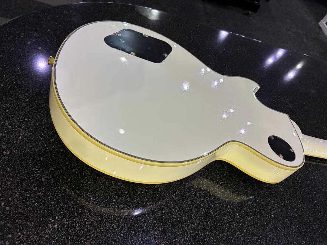 訳あり商品　ブリッツ　レスポールスタイル エレキギター ホワイト