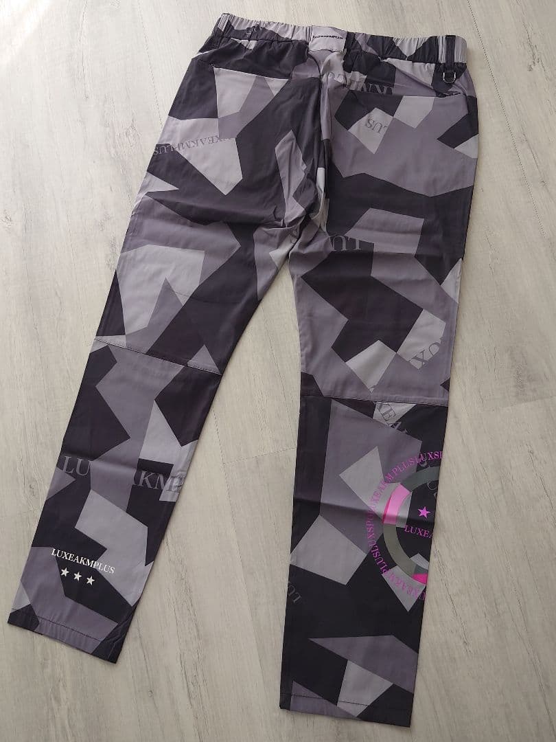 新品XLサイズ セットアップ リュクスエイケイエムプラス 上下セット