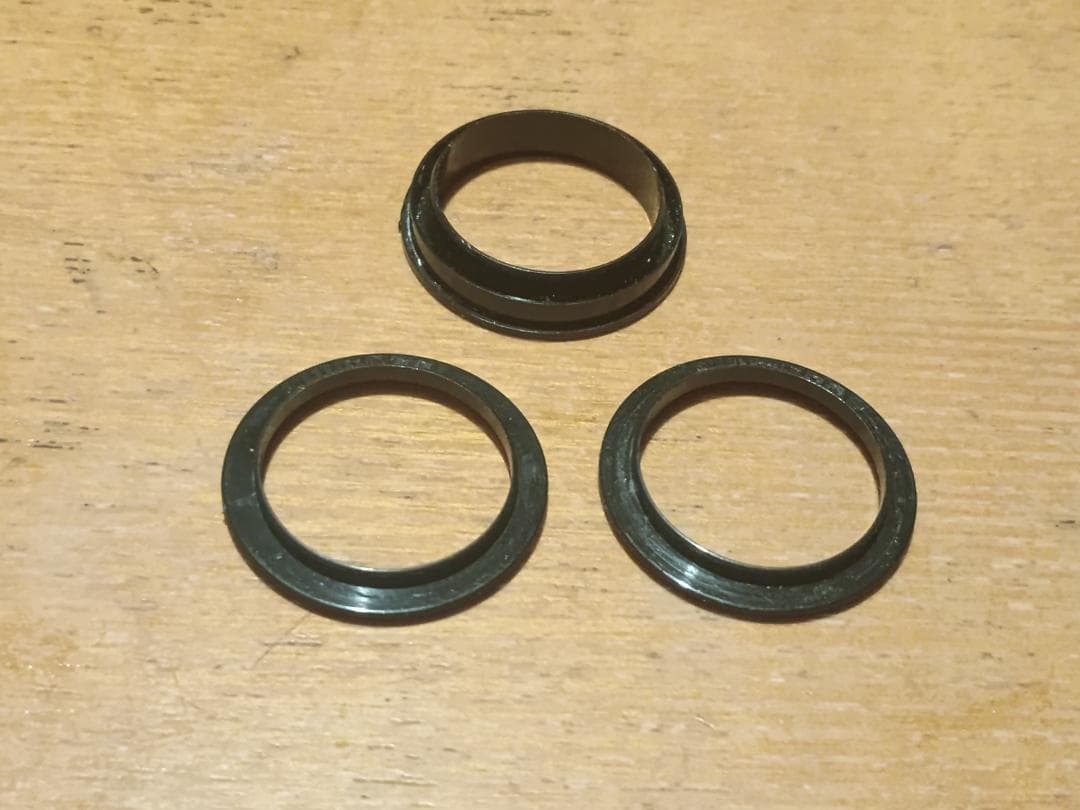 美品 SHIMANO XTR BB-M950 116mm