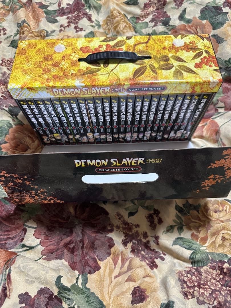 【ばぶ太郎】英語版 全巻 鬼滅の刃 全23巻 特別ボックス入り