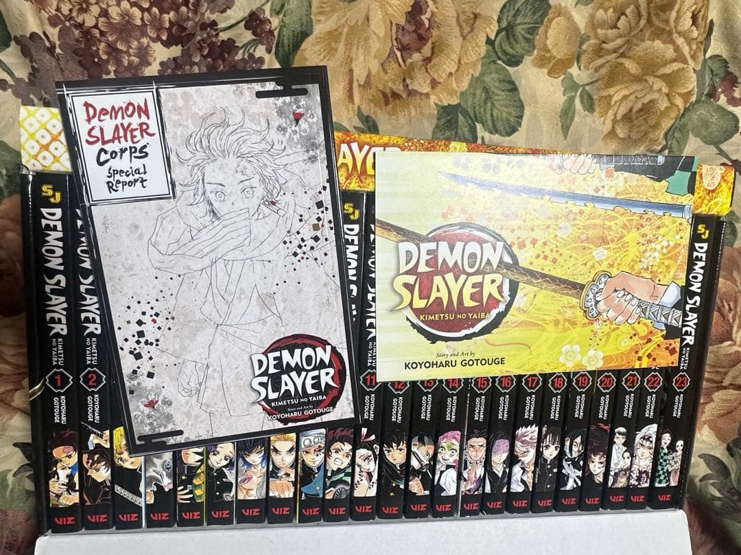 【ばぶ太郎】英語版 全巻 鬼滅の刃 全23巻 特別ボックス入り