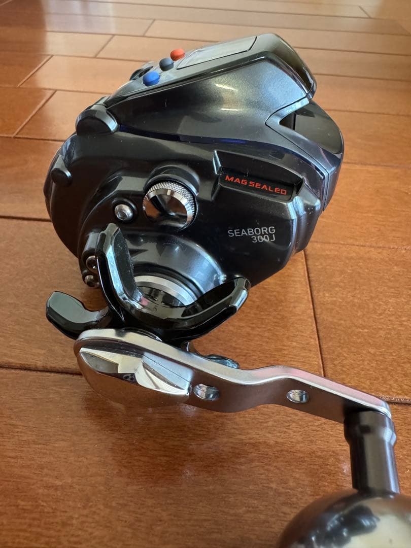 DAIWA SEABORG 300J 電動リール