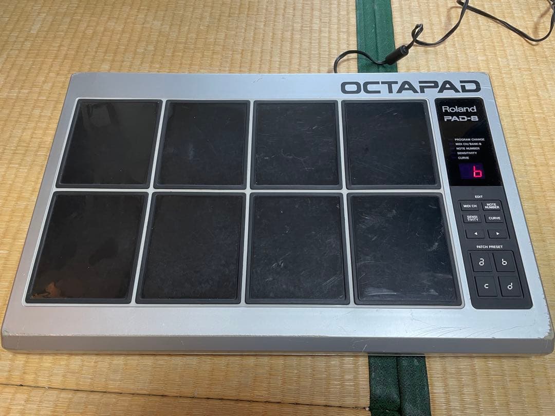 DJ機材 Roland PAD-8 OCTAPAD