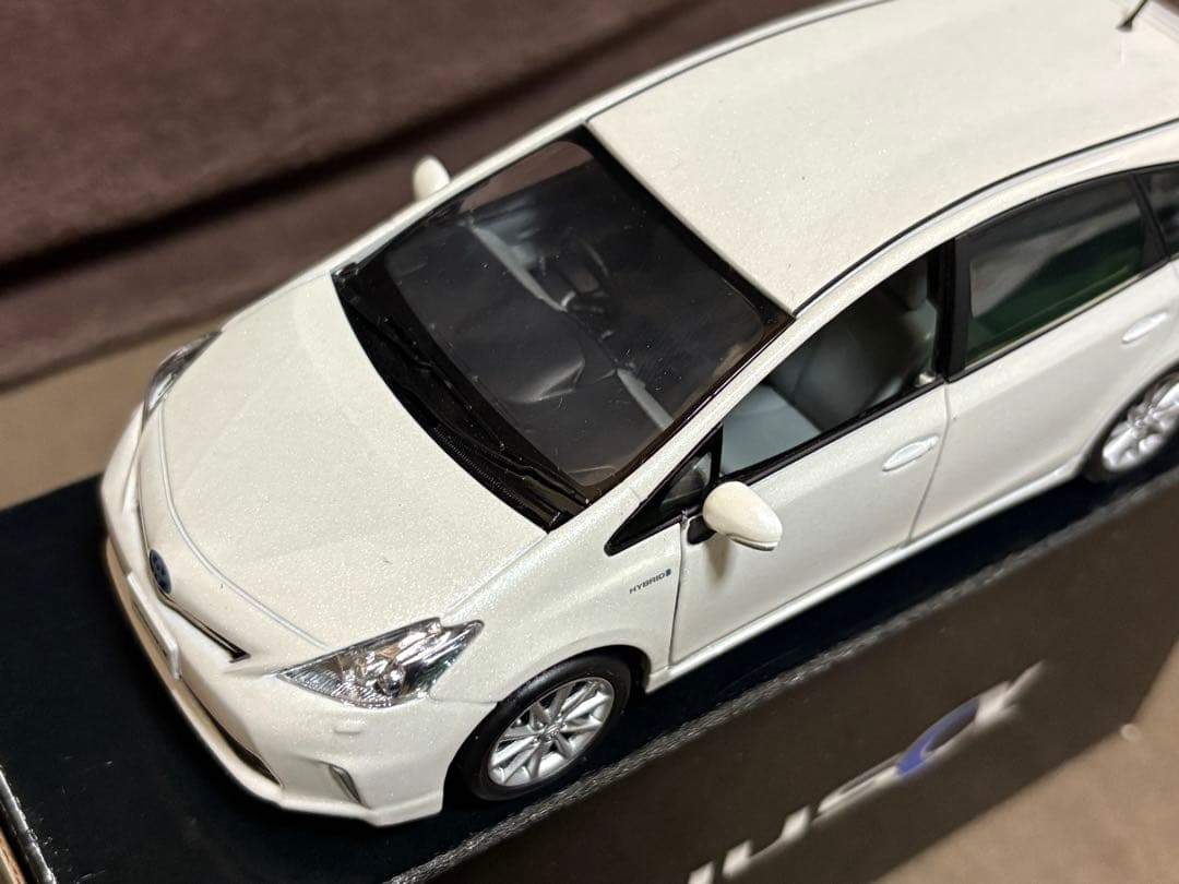 トヨタ プリウス α 非売品ミニカー