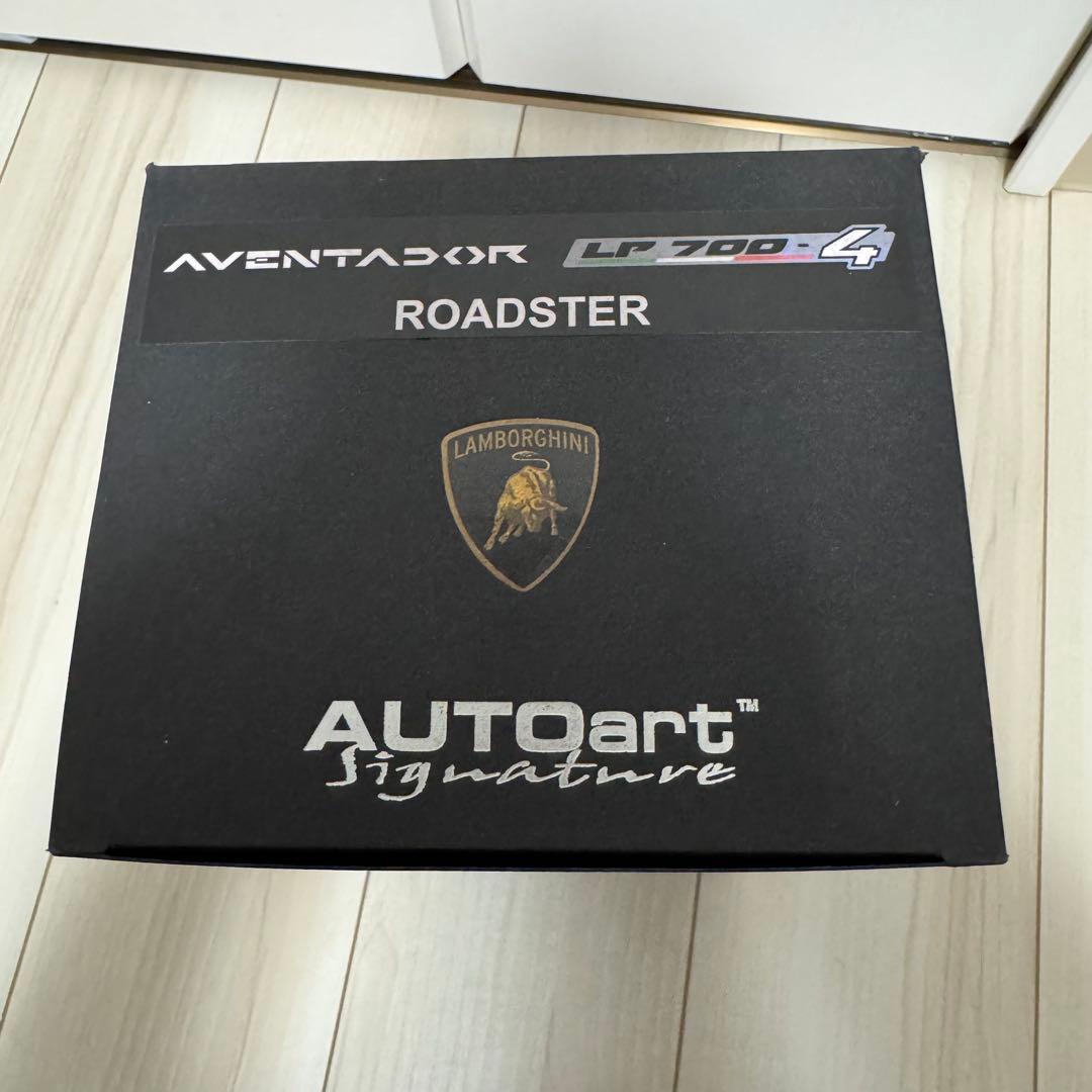 Autoart 1/18 ランボルギーニ アヴェンタドール ロードスター