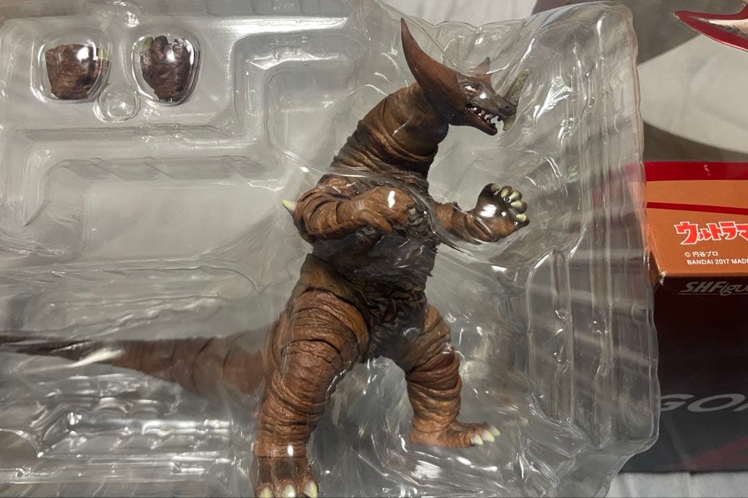 バンダイ S.H.フィギュアーツ ウルトラマン／ゴモラ 他