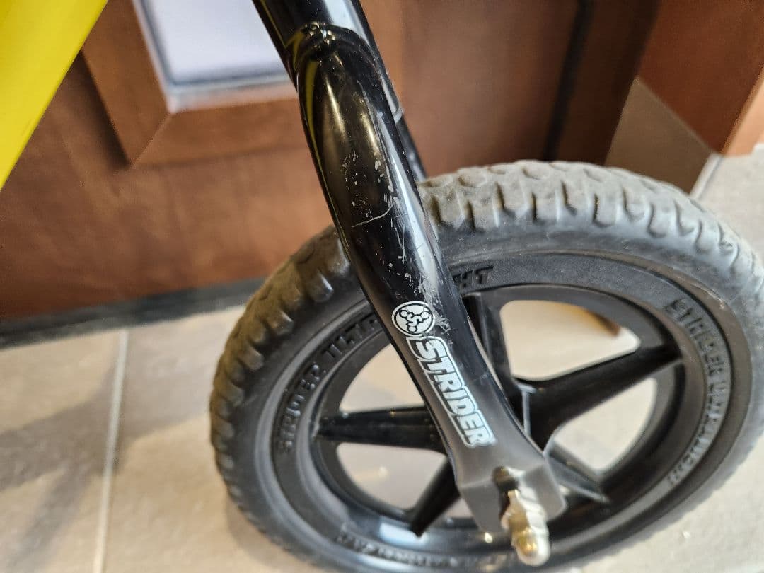 ストライダー 12インチ スポーツ バランスバイク キックバイク