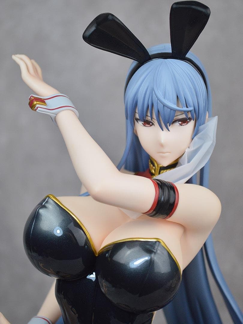 B-Style セルベリア・ブレス バニーVer. 1/4 フィギュア