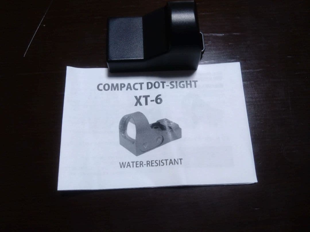 さらに値下げしました XT-6 ダットサイト新品未使用マウントベース付