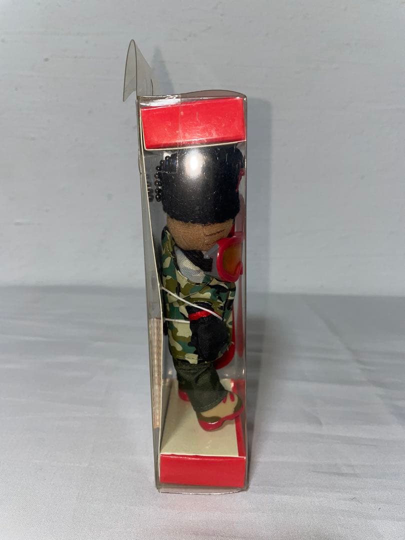 ハローキティ ドレスアップコレクション　日焼け　ガングロ　980 スノーボード