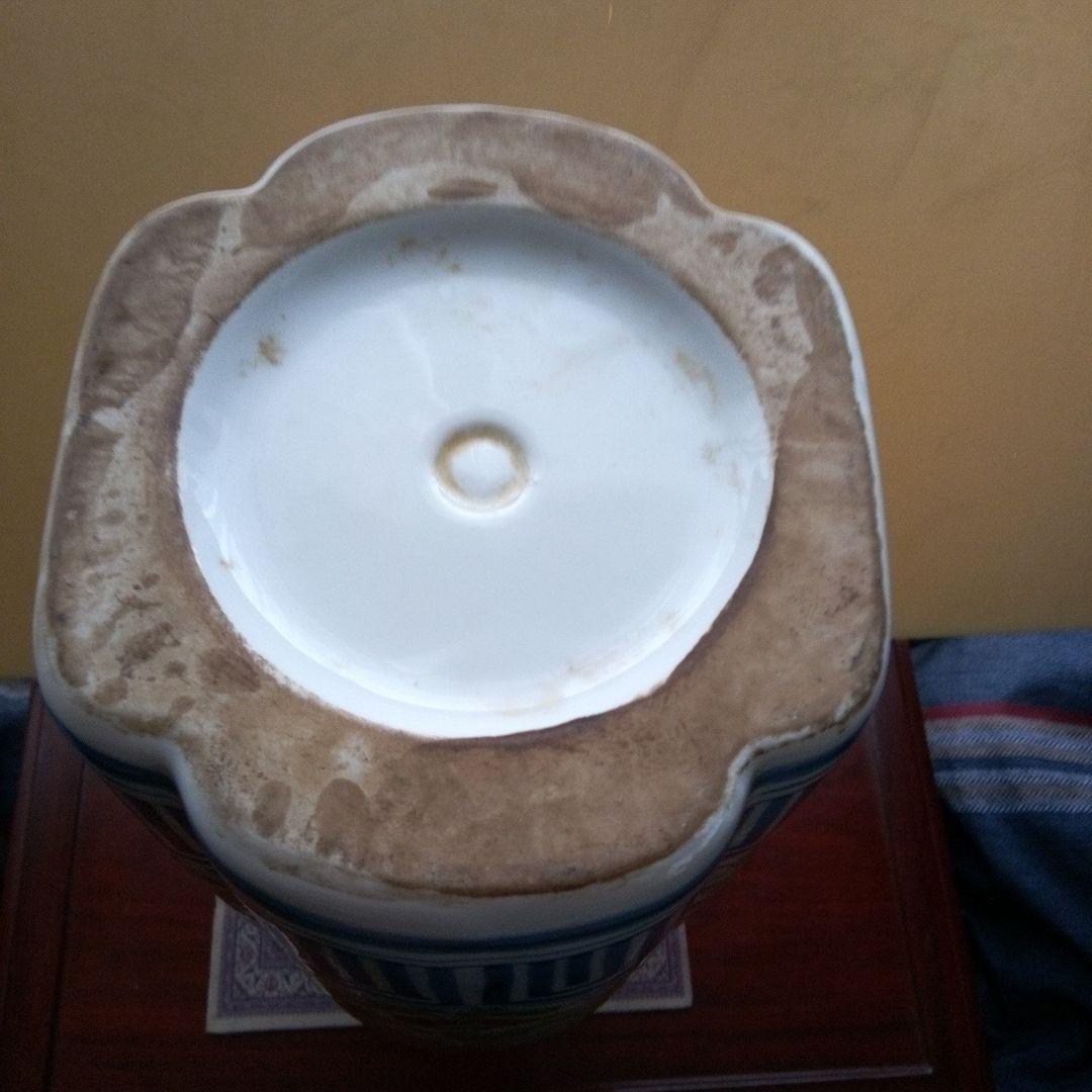 中国美術　粉彩花弁紋　花瓶