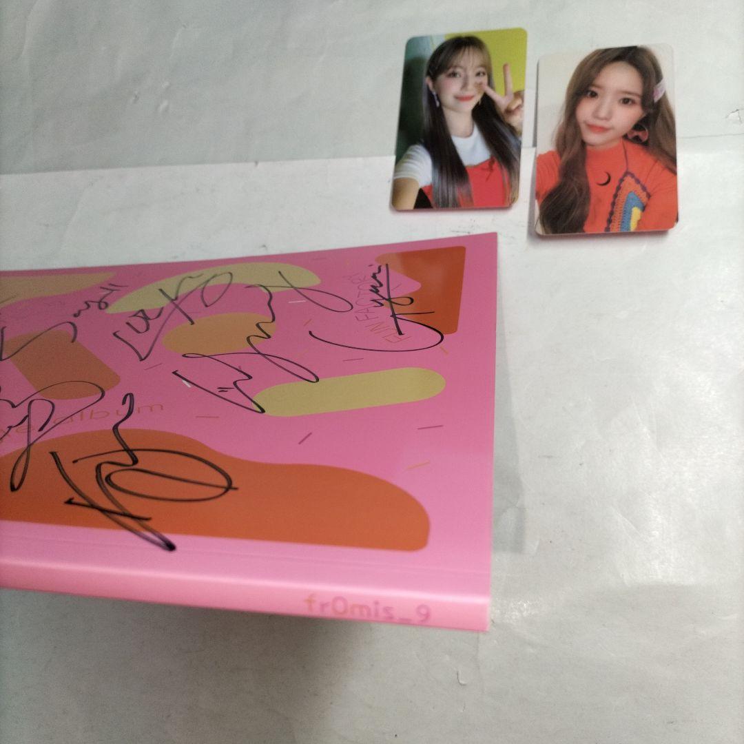 28000⭐メンバー本人⭐全員サイン入り⭐fromis_9⭐2トレカ付き⭐
