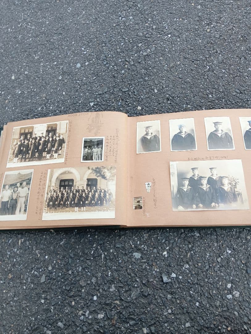 海軍兵のアルバム１冊　　生写真　約100枚貼り込み　戦争　軍人　軍隊　風俗資料