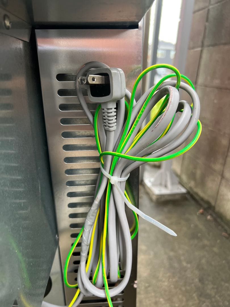 2017年 ホシザキテーブル形冷凍冷蔵庫