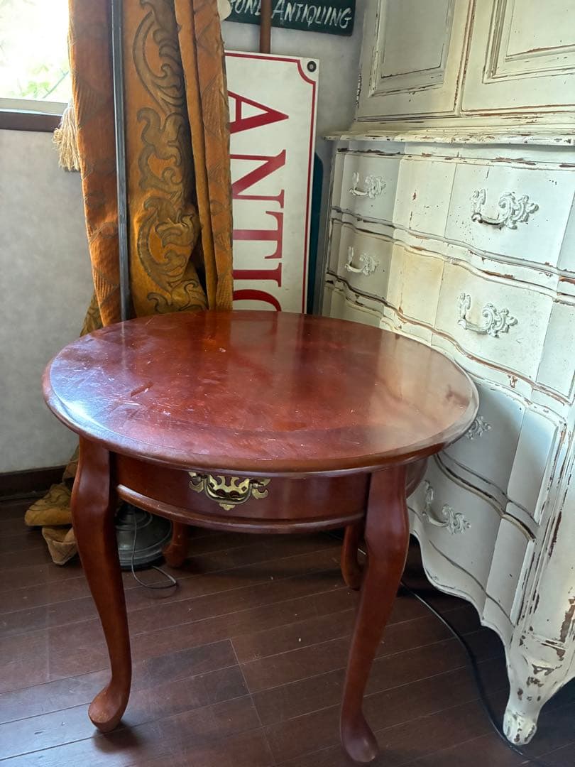 leonoahです　家具　丸　コーヒー　センター　ソファー　テーブル　猫脚