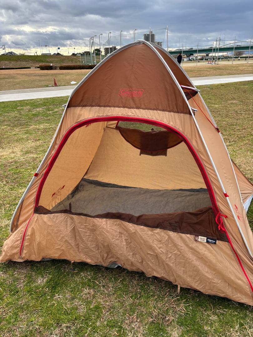 Coleman GO OUT FREAK’S STOREポップアップテント