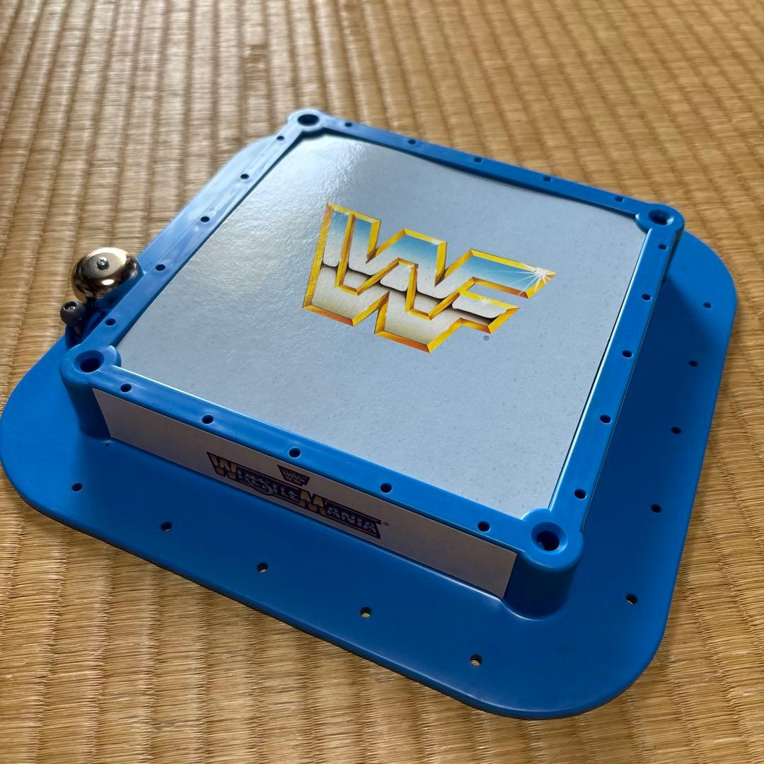 フィギュア用プロレスリング（ゴング付き）＋WWFレスラーフィギュア