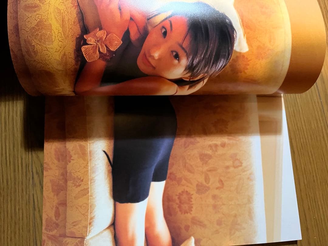 Love box : 眞鍋かをり　写真集箱入り　タレント　グラビア