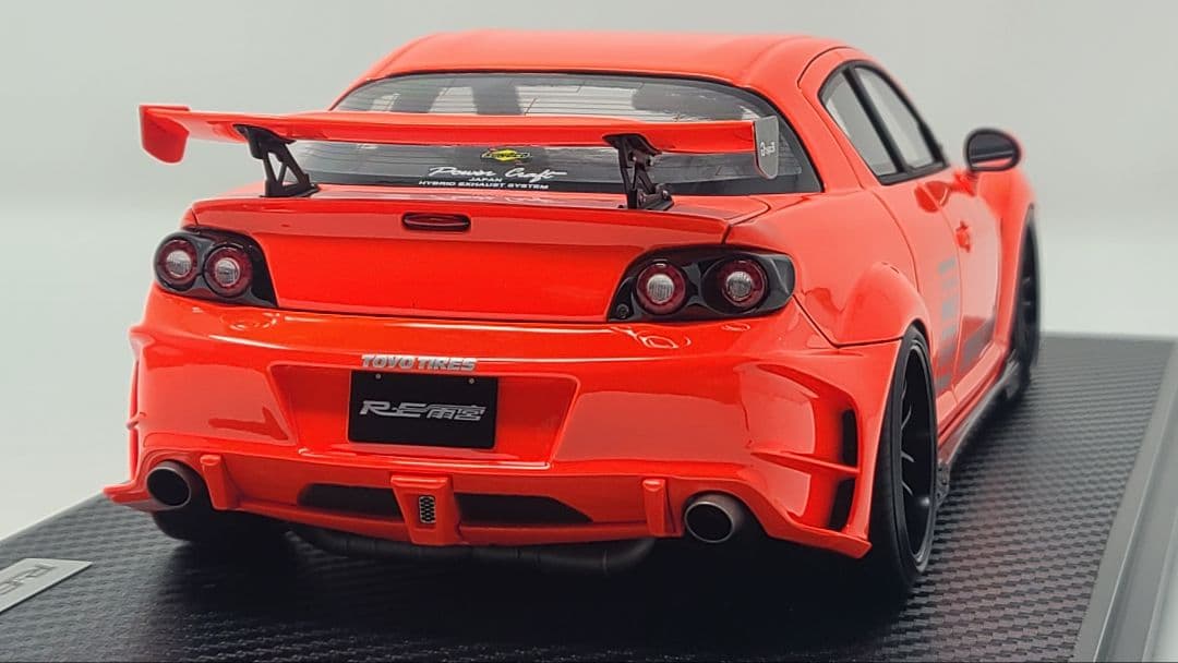 ミニカー 1/18 Mazda RX-8 (SE3P) RE Amemiya IG3176