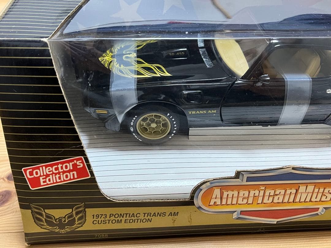 ERTL アーテル　1/18 1973 ポンティアック　トランザム