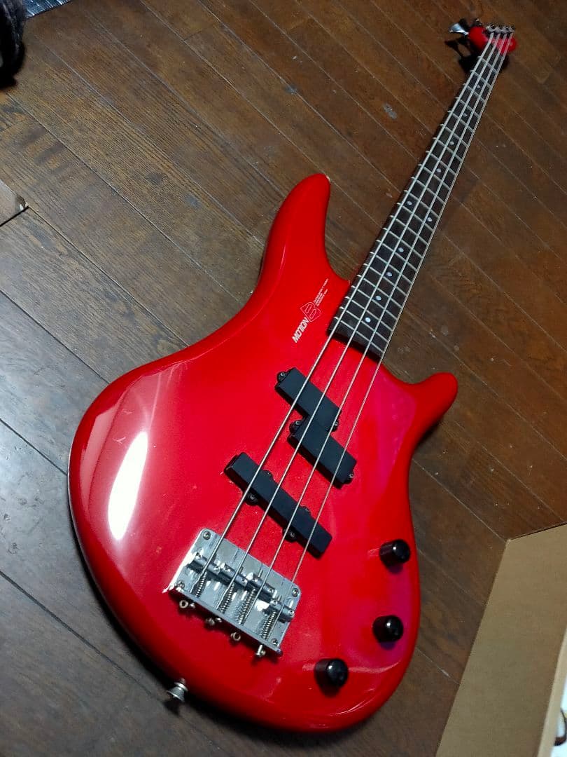 YAMAHA MOTION-B　ヤマハ　モーションB　エレキベースギター