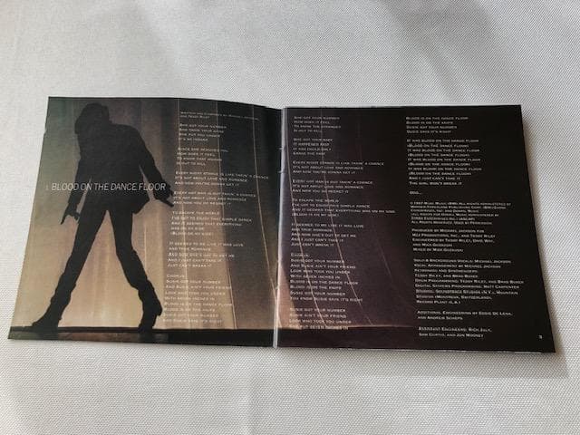マイケル・ジャクソン ブラッド・オン・ザ・ダンス・フロア CD d706y77