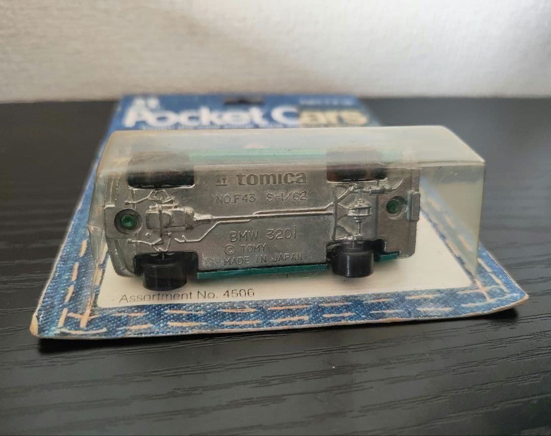 未開封　TOMICA　トミカ　　320i　緑色