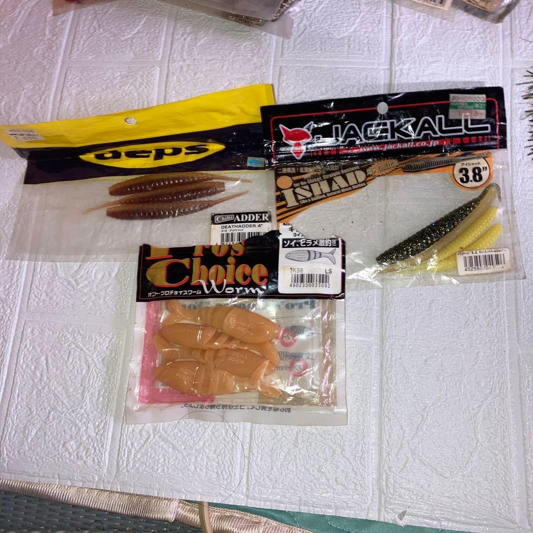 ルアー　まとめ売り　バス釣り　大量セット　ワーム　ボックス付き