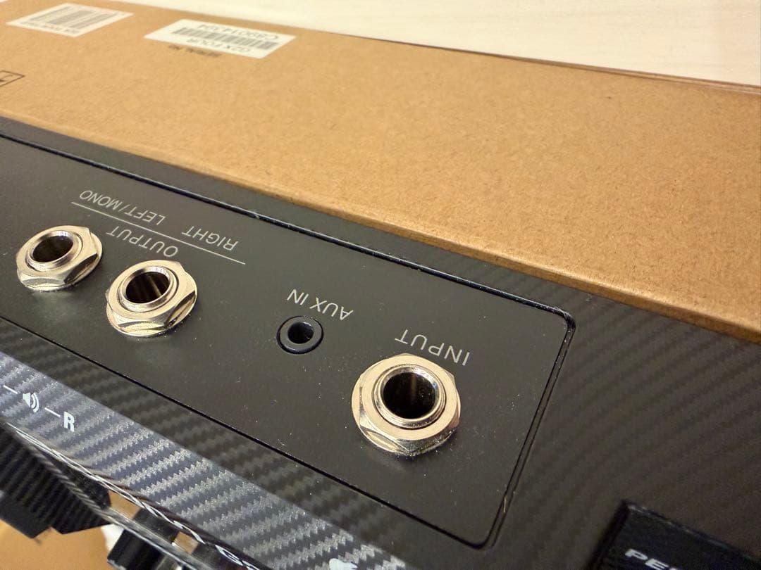 ZOOM G2X FOUR マルチエフェクター