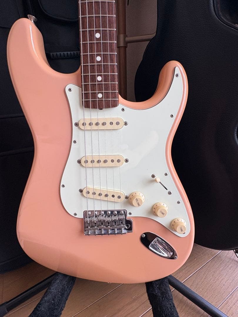 ギター Fender Japan ST62 Shell Pink