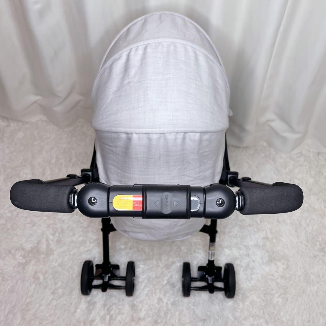 極美品✨コンビ　 コムペット ミリミリライト ペットカート　折りたたみ