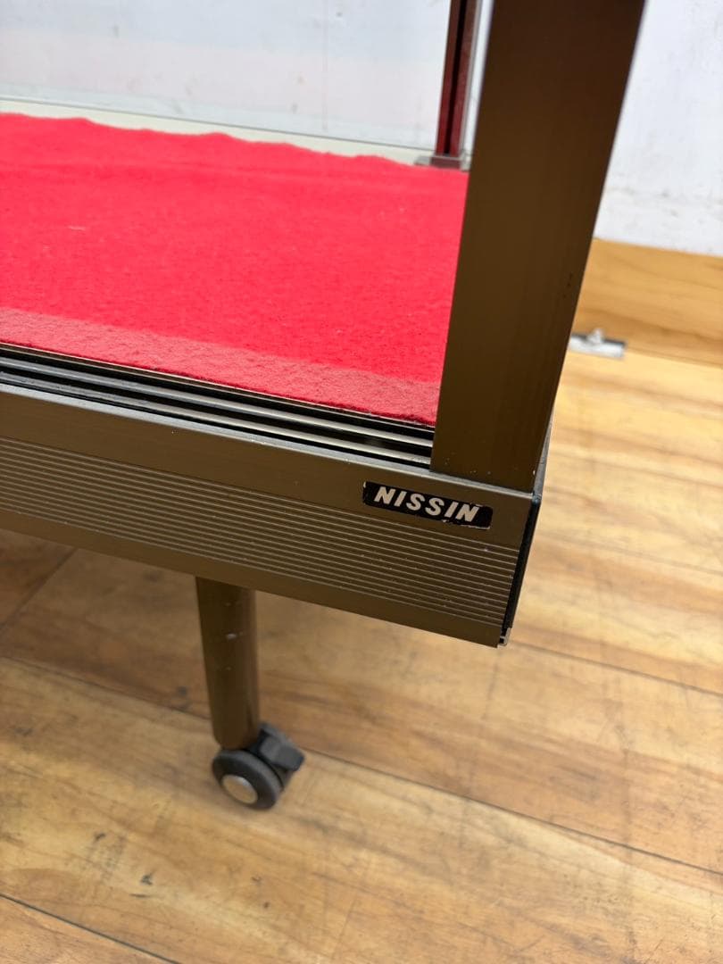 NISSIN　ガラスショーケース　キャスター付き　店舗用