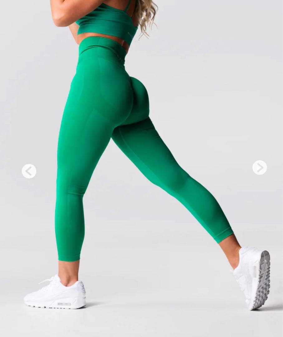 日本未入荷❣️NVGTN ホリーグリーン レギンス　美尻 美脚 【XS】