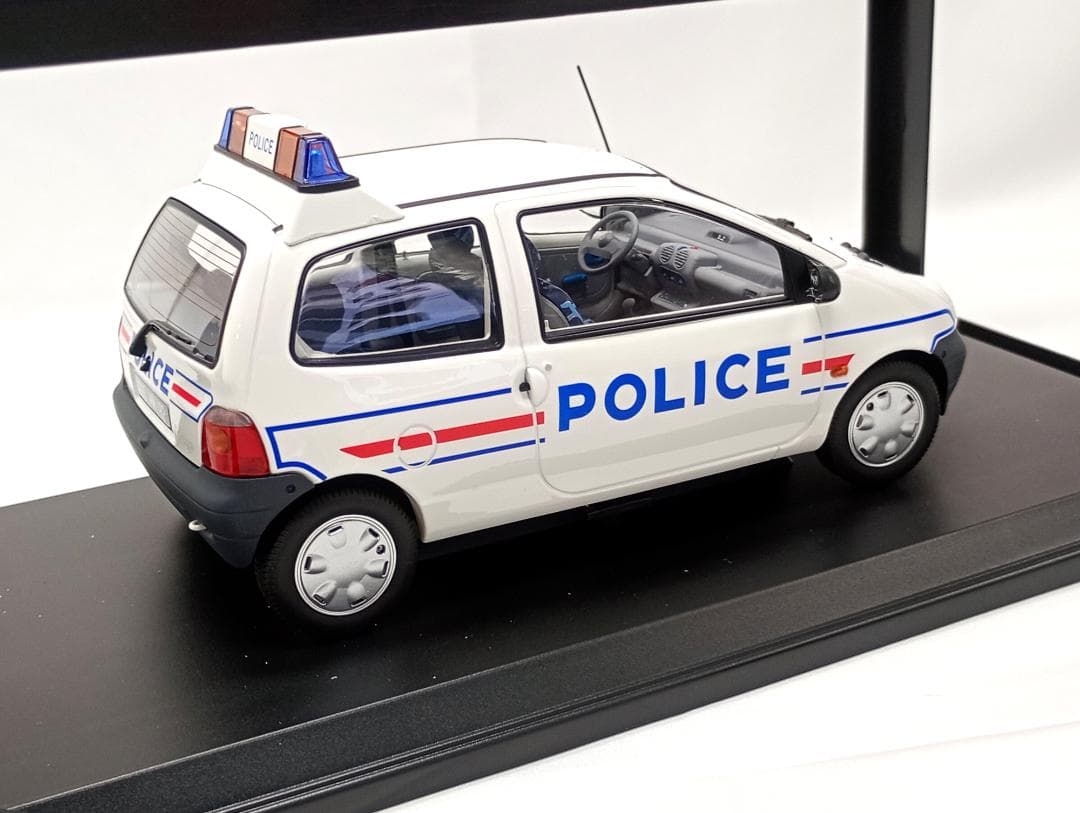 ノレブ 1/18 ルノー トゥインゴ 1995 パトカー