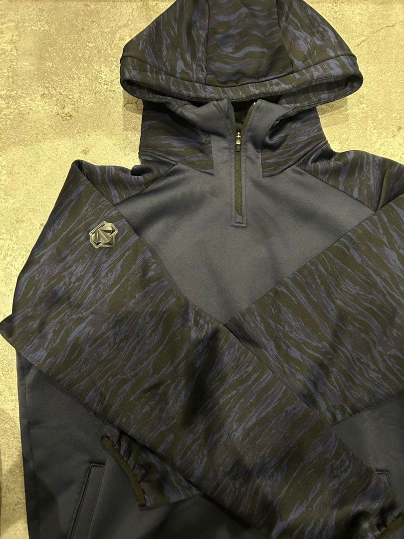 バレーボールパーカー