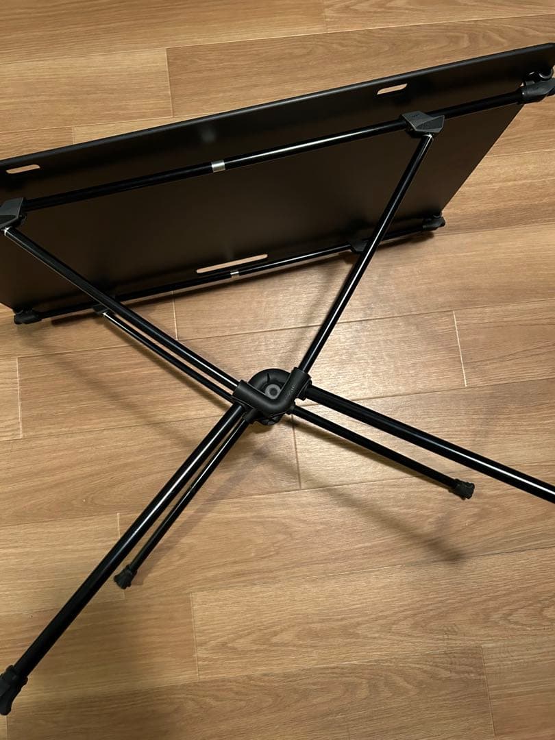 neighborhood × helnox タクティカルテーブル